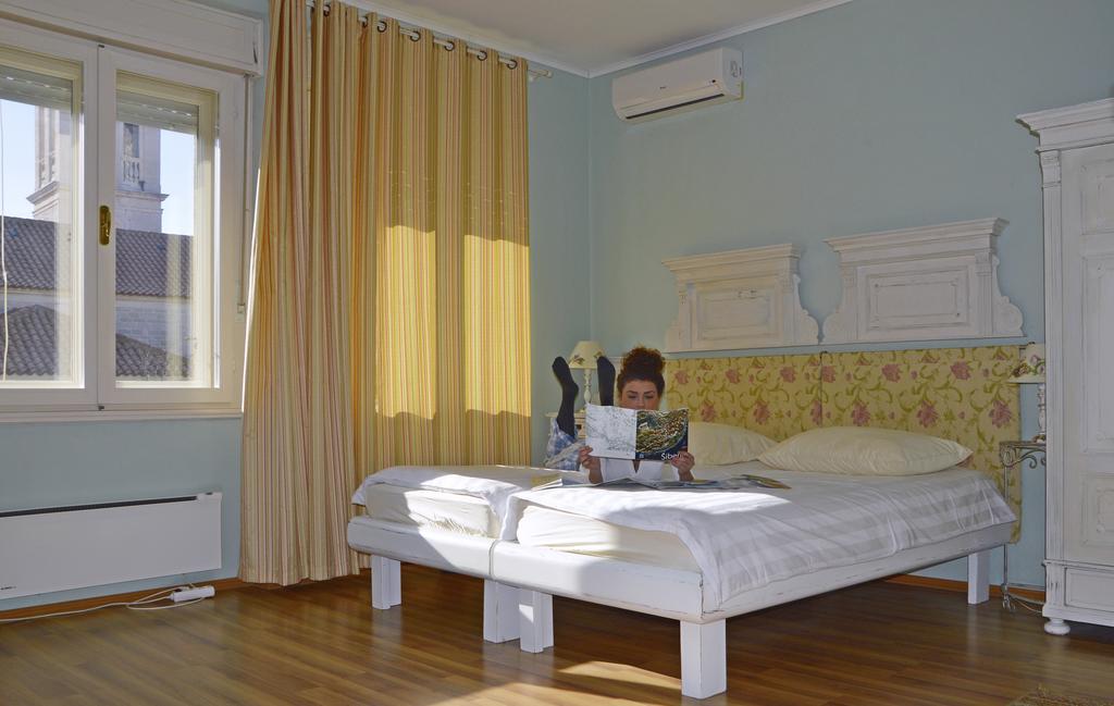 Shabby Chic Apartments Šibenik Rom bilde